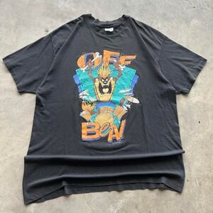 Vintage 1991 Looney Toons T shirt "off beat" Single stitch on the Stedman Tag